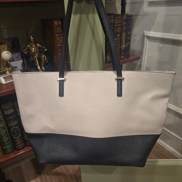 Kate Spade Cedar Street Harmony Two-Tone Beige & Black Leather Shoulder Bag - Picture 2 of 5